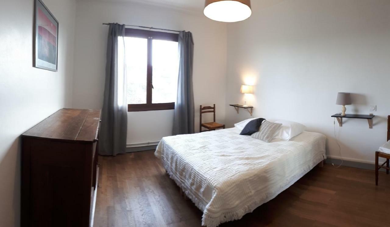 Grand Gite Maison D Alice Auvergne - 15 Personnes Saint-Bonnet-des-Quarts Exterior photo